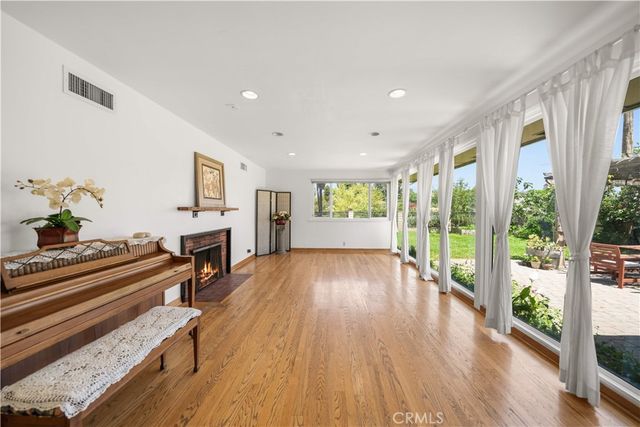 1033 S Isabella, Monterey Park, CA 91754