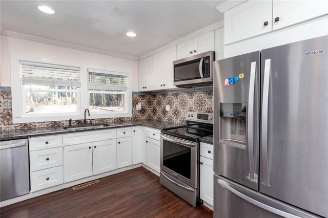 3237 Gus Robinson Road, Powder Springs, GA 30127