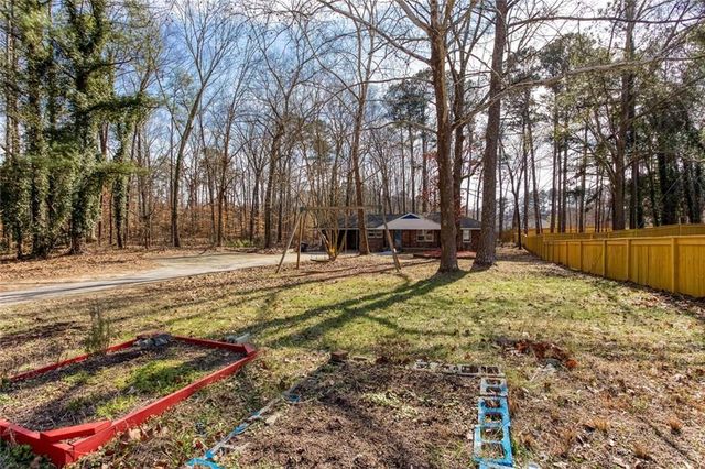 3237 Gus Robinson Road, Powder Springs, GA 30127