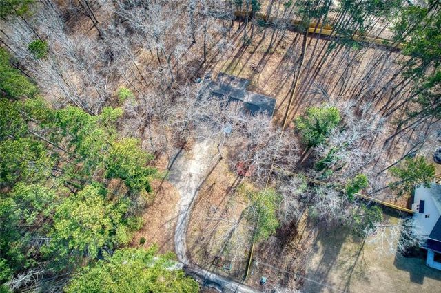 3237 Gus Robinson Road, Powder Springs, GA 30127