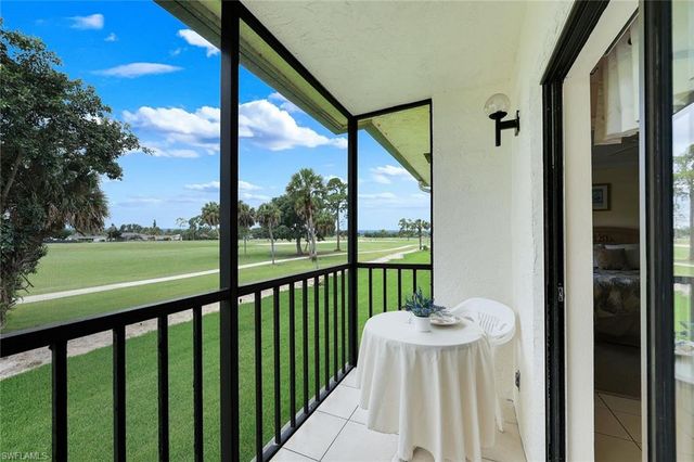 4338 27th CT SW 204, Naples, FL 34116