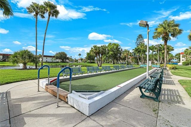 4338 27th CT SW 204, Naples, FL 34116