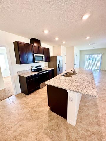 1020 CHASETREE LANE, St Cloud, FL 34771