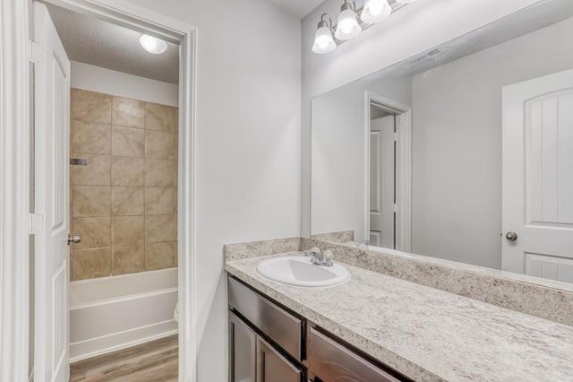 13018 Bella Vida Lane, Houston, TX 77082