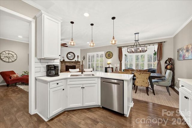 3093 Hartson Pointe Drive, Fort Mill, SC 29707