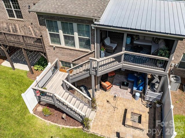 3093 Hartson Pointe Drive, Fort Mill, SC 29707