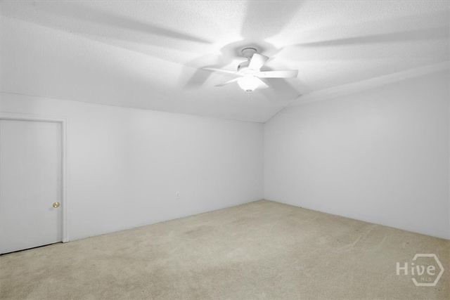6 Roundtree Circle, Savannah, GA 31405