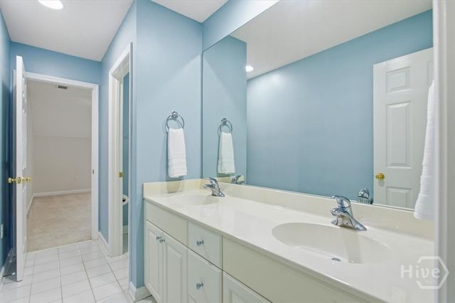 6 Roundtree Circle, Savannah, GA 31405