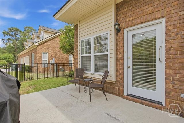 6 Roundtree Circle, Savannah, GA 31405