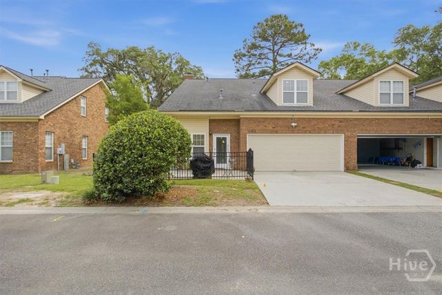 6 Roundtree Circle, Savannah, GA 31405
