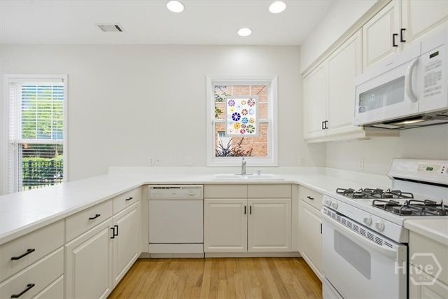 6 Roundtree Circle, Savannah, GA 31405
