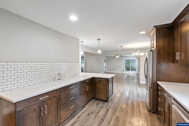 459 Churchdale Av N, Keizer, OR 97303