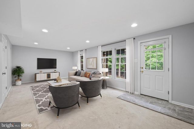 41 ROSLAND CT, Baltimore, MD 21208