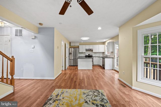 41 ROSLAND CT, Baltimore, MD 21208