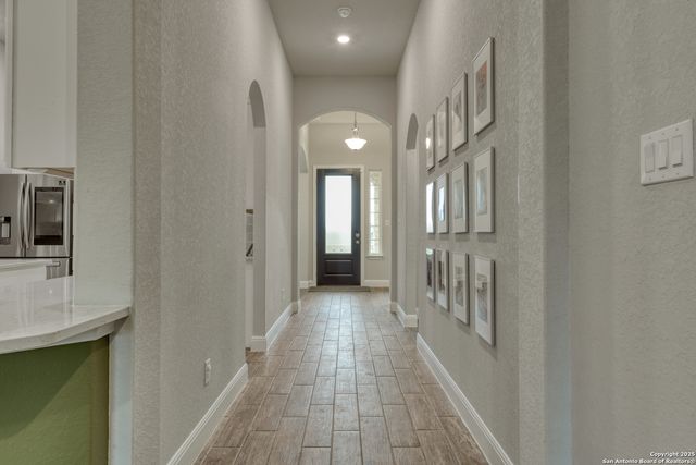 2123 Bailey Forest, San Antonio, TX 78253