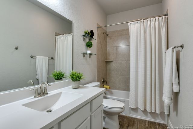 2123 Bailey Forest, San Antonio, TX 78253