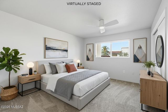 307 N Calle Del Chancero, Green Valley, AZ 85614
