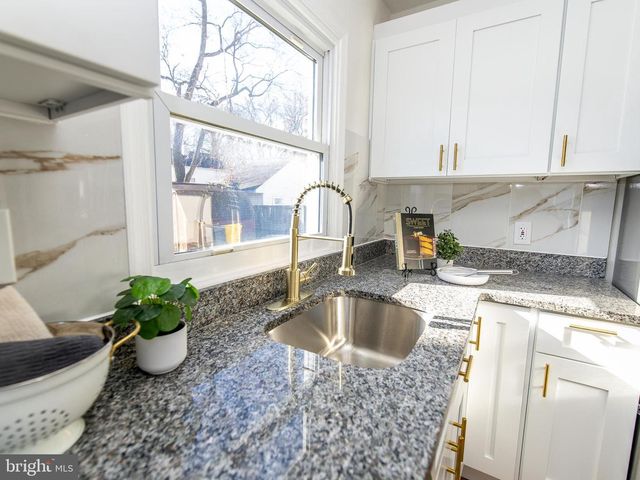 303 OXFORD DR, Glen Burnie, MD 21061