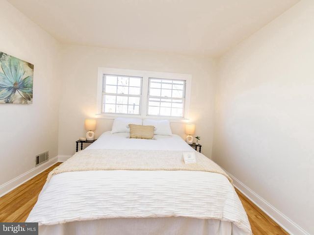 303 OXFORD DR, Glen Burnie, MD 21061