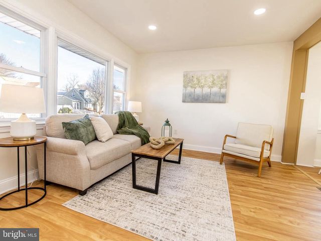 303 OXFORD DR, Glen Burnie, MD 21061