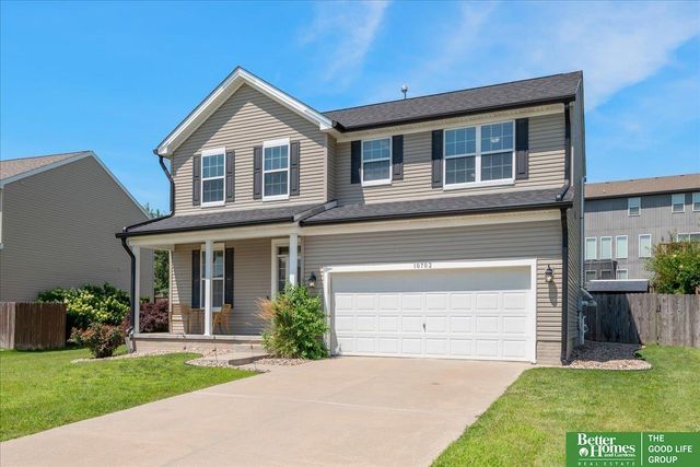 10702 S 110 Avenue, Papillion, NE 68046