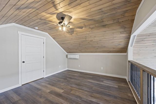 234 Lake View Drive, Lavonia, GA 30553