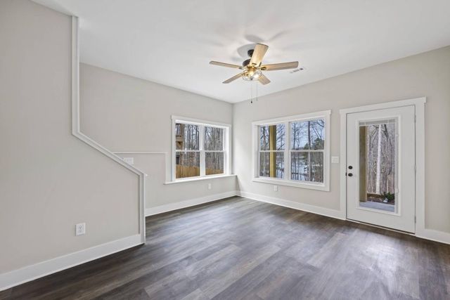 234 Lake View Drive, Lavonia, GA 30553