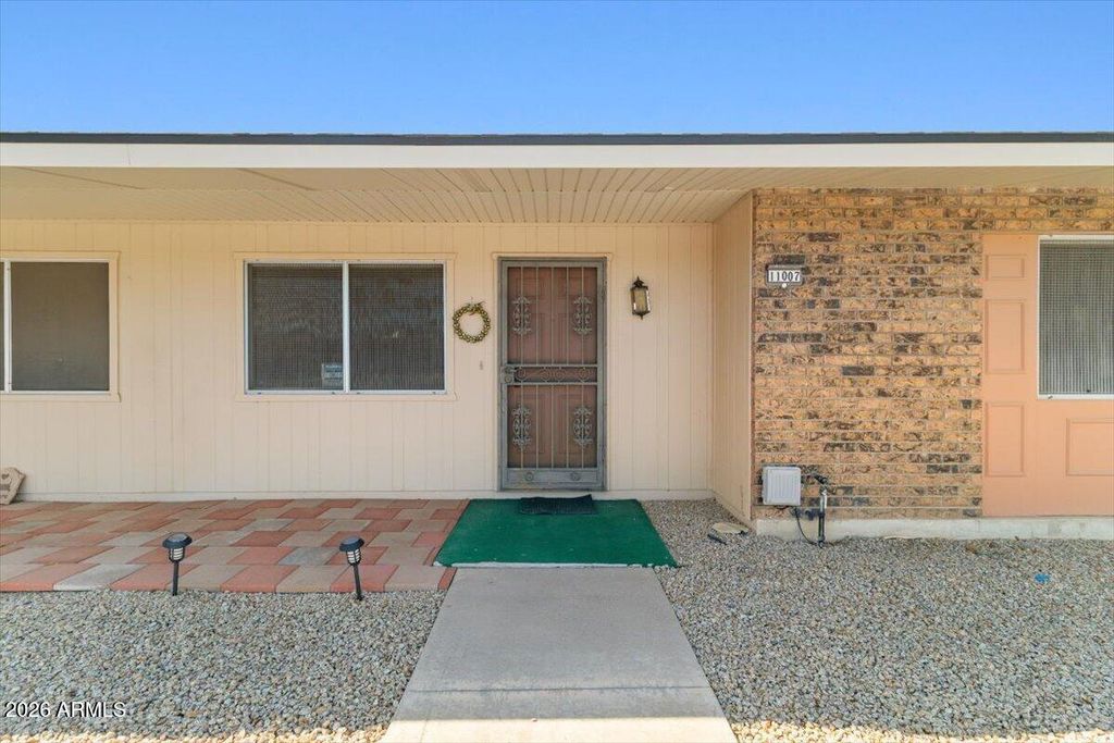 Image 1 of property listing at 11007 W THUNDERBIRD Boulevard, Sun City, AZ 85351