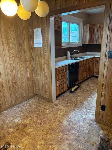 2329 Broad Street, Parkersburg, WV 26101