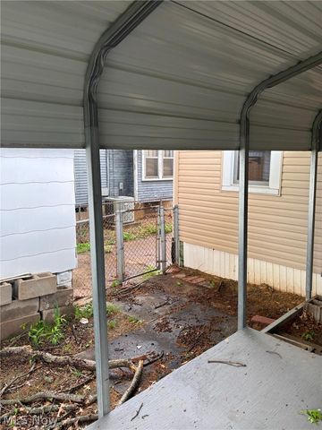 2329 Broad Street, Parkersburg, WV 26101