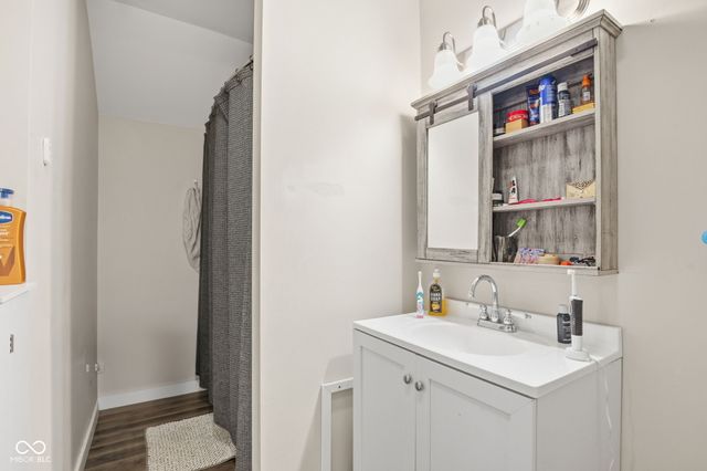 1211 S 17th Street, New Castle, IN 47362