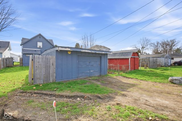 1211 S 17th Street, New Castle, IN 47362