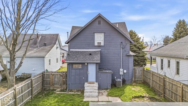 1211 S 17th Street, New Castle, IN 47362