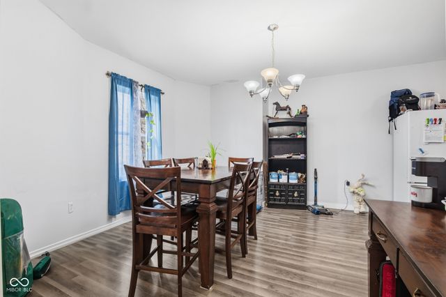 1211 S 17th Street, New Castle, IN 47362