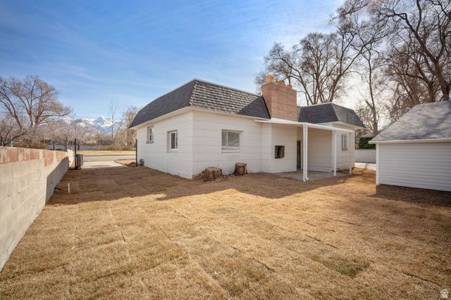 8558 S CENTER ST, Sandy, UT 84070