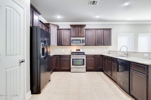 109 Franklin Lane, Lafayette, LA 70506