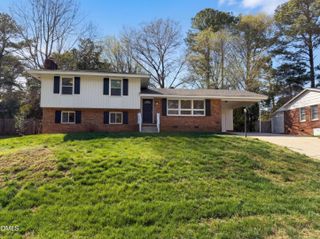 3609 Arrowwood Drive, Raleigh, NC 27604