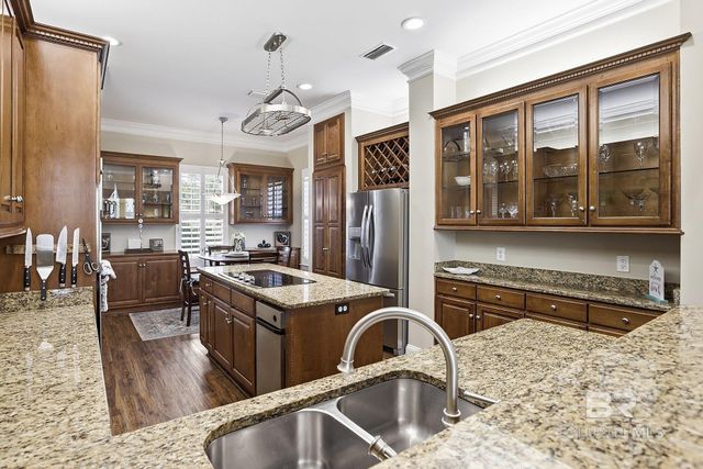 9351 Caravelle Lane, Gulf Shores, AL 36542