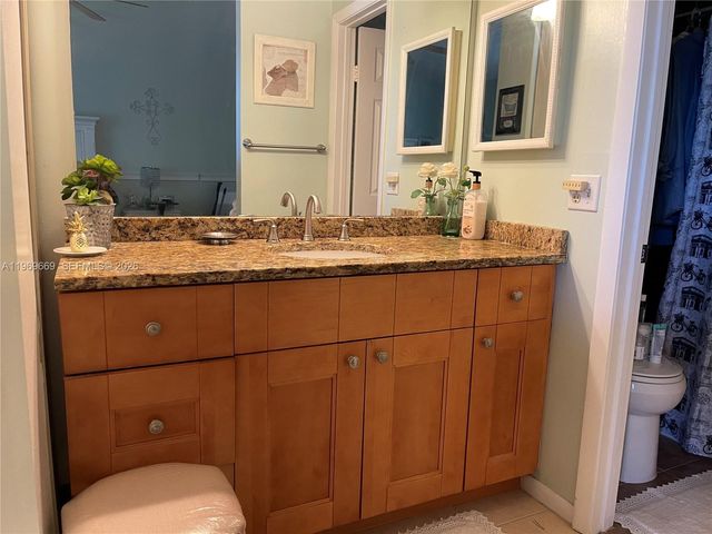 3699 N Carambola Circle N 2837, Coconut Creek, FL 33066
