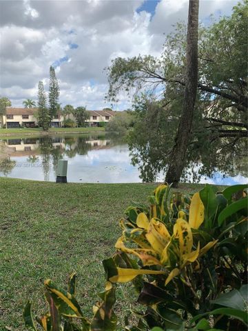 3699 N Carambola Circle N 2837, Coconut Creek, FL 33066