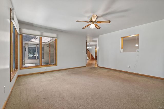 8819 E Southshore Drive, Unionville, IN 47468