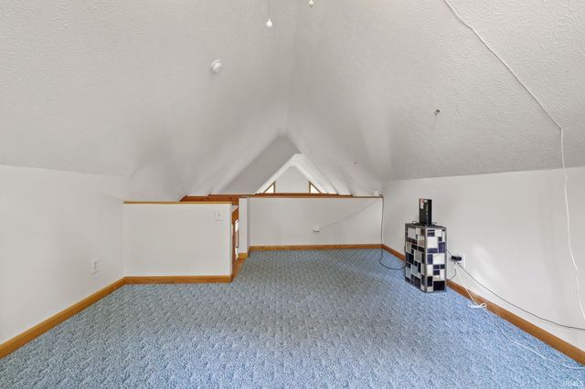 8819 E Southshore Drive, Unionville, IN 47468