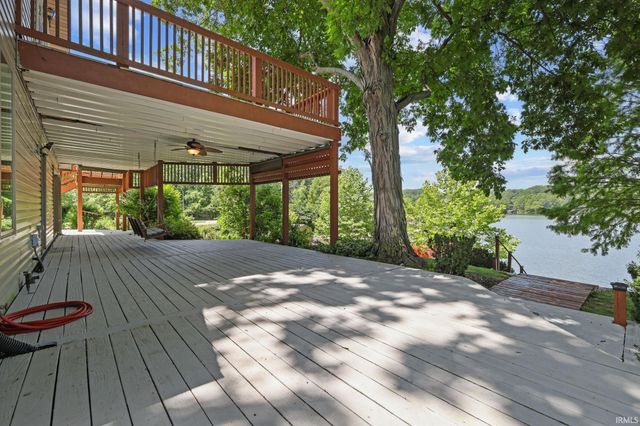8819 E Southshore Drive, Unionville, IN 47468