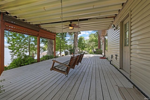 8819 E Southshore Drive, Unionville, IN 47468