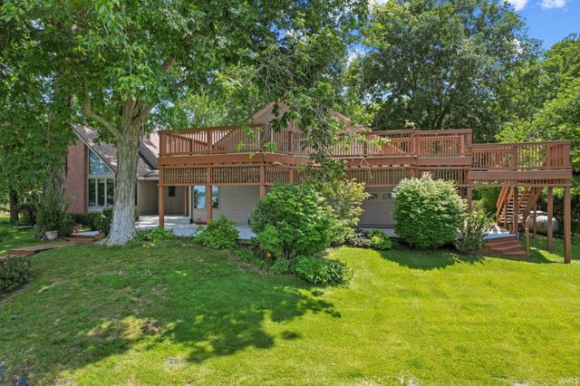 8819 E Southshore Drive, Unionville, IN 47468