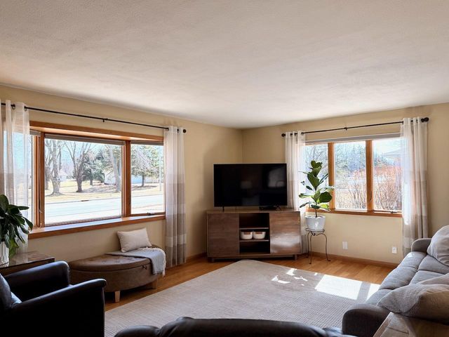 N1443 GREENWOOD ROAD, Greenville, WI 54942