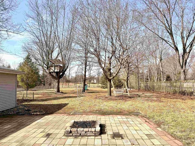 N1443 GREENWOOD ROAD, Greenville, WI 54942