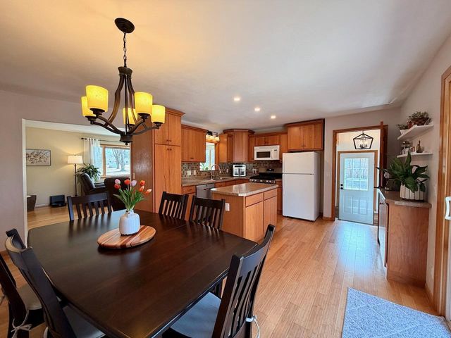 N1443 GREENWOOD ROAD, Greenville, WI 54942