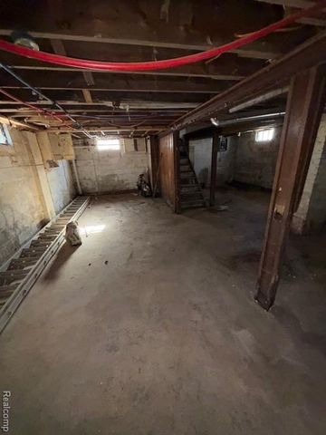 13894 Tacoma Street, Detroit, MI 48205