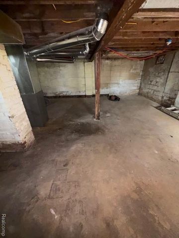 13894 Tacoma Street, Detroit, MI 48205